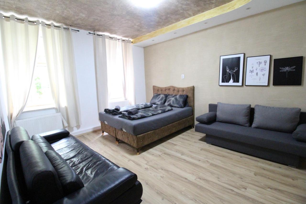 Private Quad Bedroom With Bathroom Rf3 Wenen Buitenkant foto
