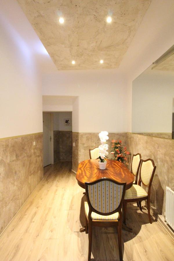 Private Quad Bedroom With Bathroom Rf3 Wenen Buitenkant foto